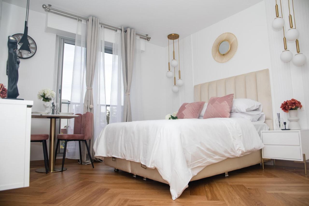 Paris' Premium Romantic Studio Exteriér fotografie