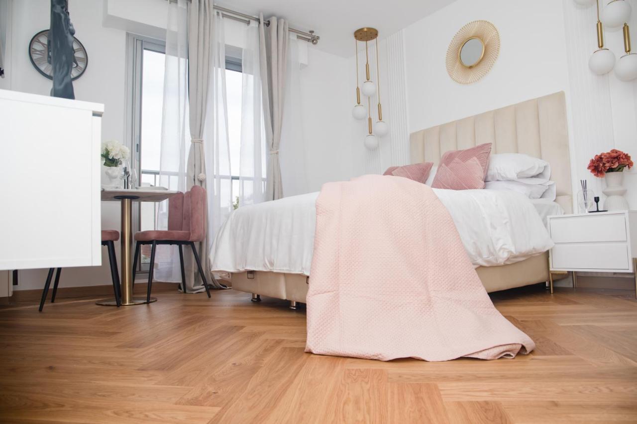 Paris' Premium Romantic Studio Exteriér fotografie